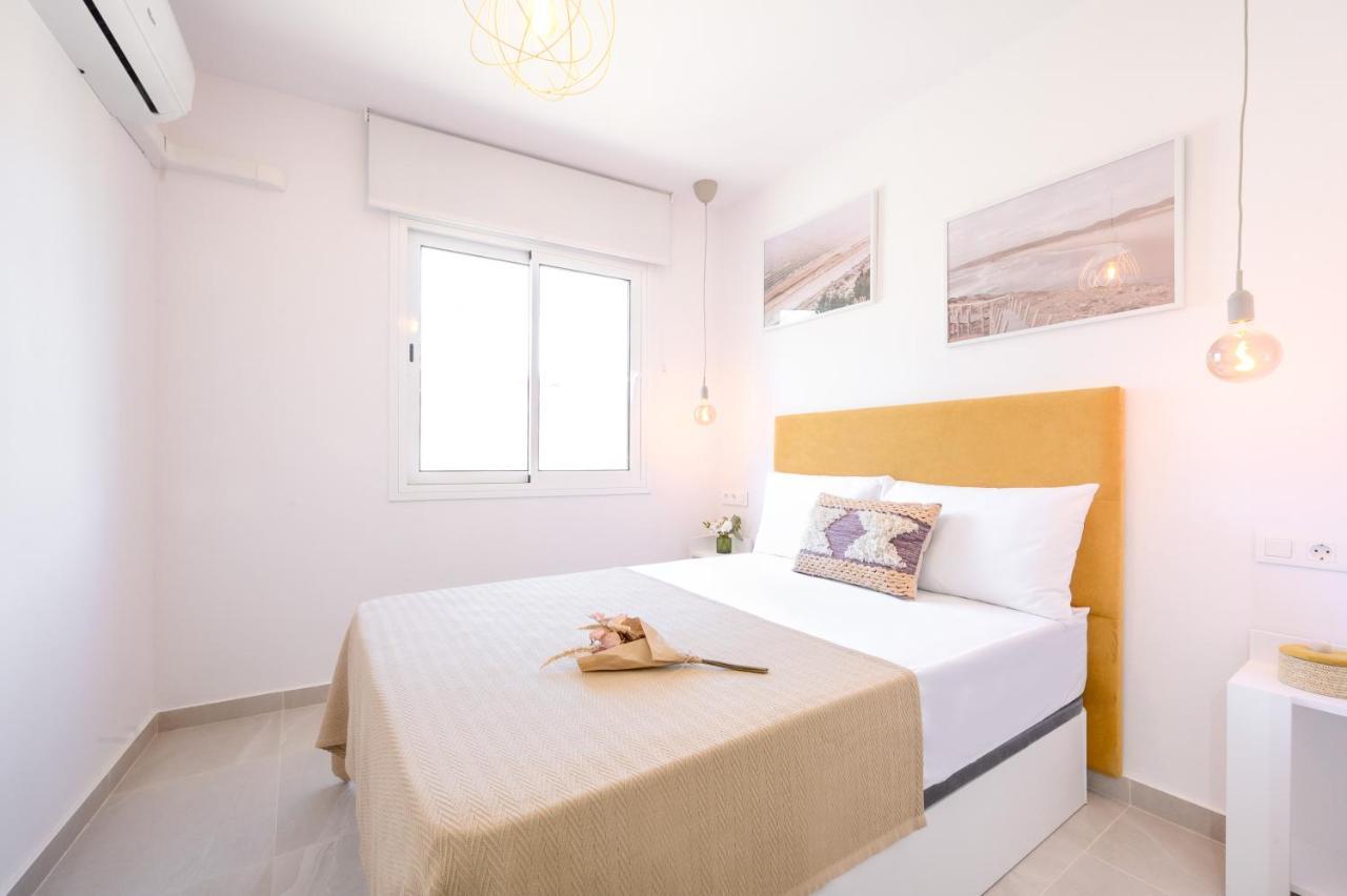 2 Bedroom, New, 1 Min To The Beach, City Center- Picasso By 10Tosea フエンヒロラ エクステリア 写真